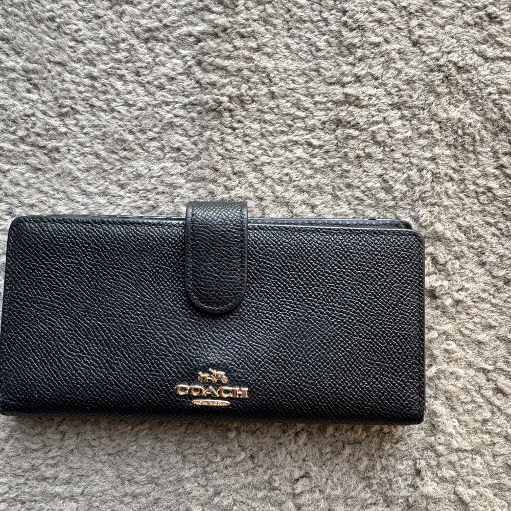 Coach Black Pebbled Leather Continental Wallet with Gold Logo